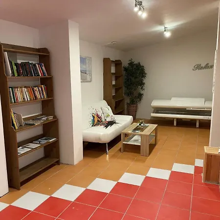 Alpenlodge, 16 شقة *