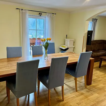 Alpenlodge, 16 شقة *