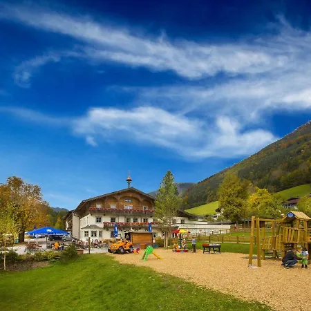 Alpenlodge, 16 *